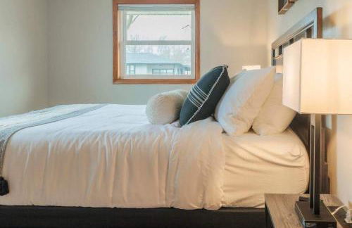 1 Block To Lambeau 3 BR Sleeps 6 Pet-Friendly - Foto 19