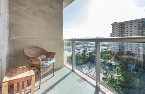 Sunny Isles Ocean Reserve Condo Apartments - Foto 14