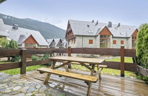 Luderna - Casa con terraza Somont - Foto 2