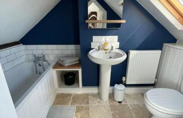 Stylish 2 bedroom apartment close to beaches - Foto 5