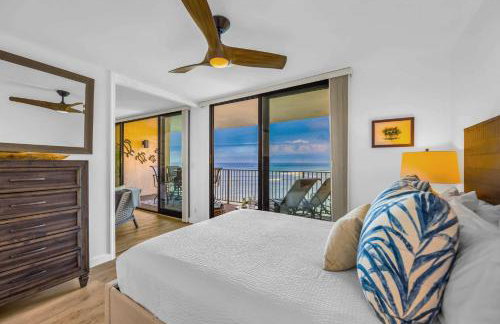 Oceanfront Modern Coastal Remodel - Serene Sunsets & Relaxation on Large Lanai - Foto 8