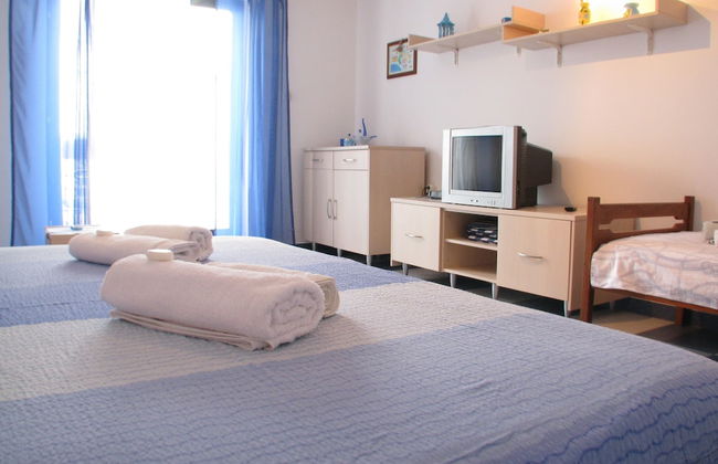 Apartments Srkoc - Photo 5