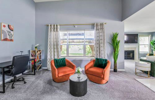 Modern Comfort Loves Park - Stylish 3BR Getaway - Foto 54