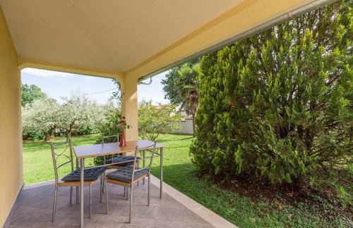 Malerisches Apartment in der Natur mit Pool, Outdoor-Kueche, BBQ, Spielplatz - Photo 16