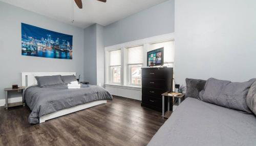 Massive Home - GroupStay - Parking & Location - Foto 3