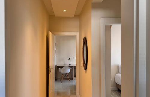 Apartamento Luxo Centro com Suíte, Sacada, Garagem, Garage - Foto 13