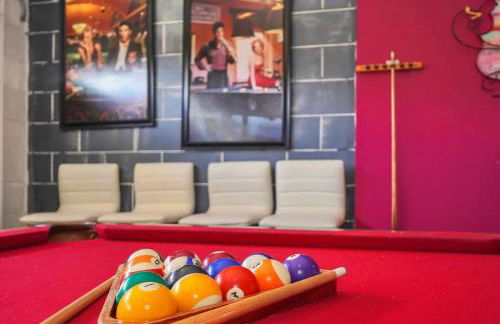 New 5 bedroom Disney Sanctuary - Photo 46