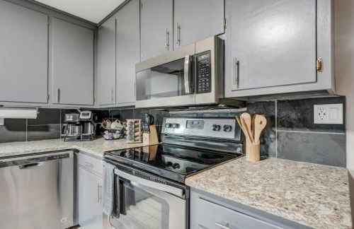 Blackstone Trails Downtown w BBQ & Fire Pit - Foto 5