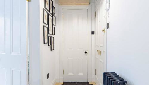 The Plywood Flat, Modern Style In A Traditional Tenement - Foto 4