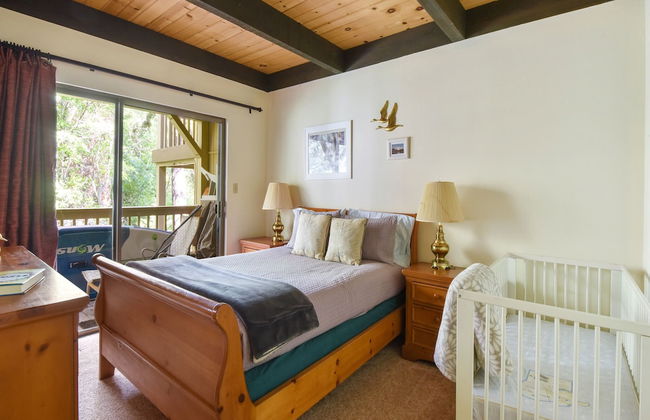 Enjoy Forest Views Retreat at Kingswood Village! - Photo 2