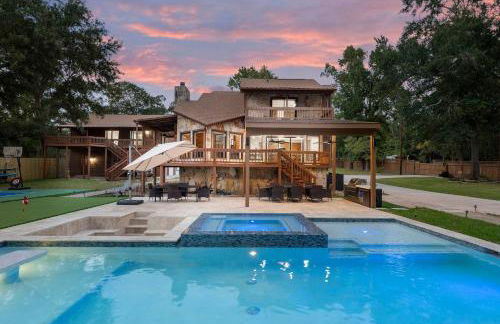 Pickleball & mini-golf, Pool/Spa, Epic Gameroom! - Photo 75