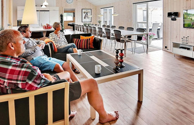 Pet Friendly Holiday Home in Bogense with Hot Tub - Foto 11