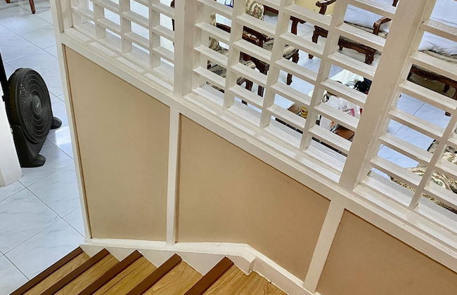 House w 3 Bedrooms And 3 Baths - Free Parking - Photo 27