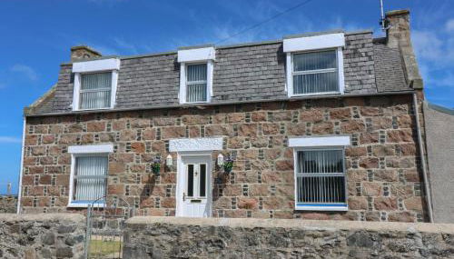 Bella's Beach Cottage - Photo 2