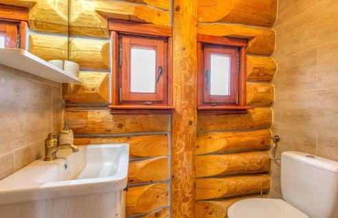 Beautiful Home In Sveti Rok - Foto 28