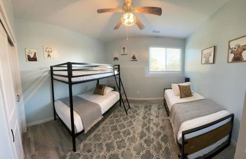 100 Acre Relaxing Retreat Near ARK- The Farmhouse - Foto 10