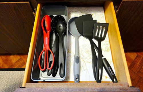 Cozy Luxury - King Bed, Coffee Bar, Sleeps 5 - Foto 31