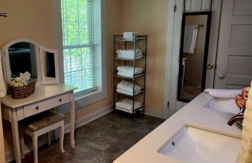 Downtown Cary 1930s Bungalow - Great walkability - Foto 21