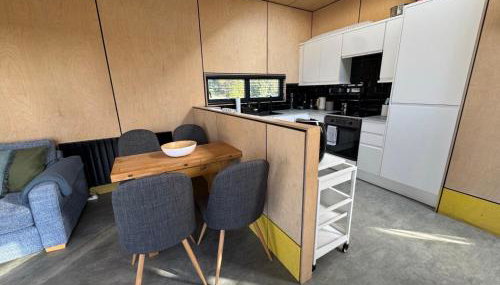 The Timber Lodge - Sennen Holiday Home - Foto 5, pet friendly