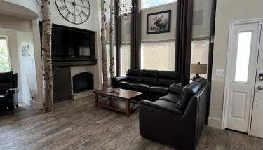 King Home- Mountain Oasis Pool & Views - Foto 3