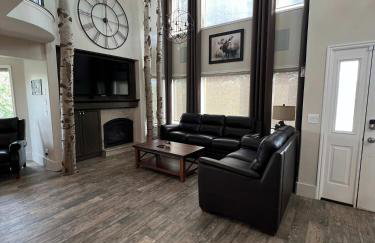 King Home- Mountain Oasis Pool & Views - Foto 3