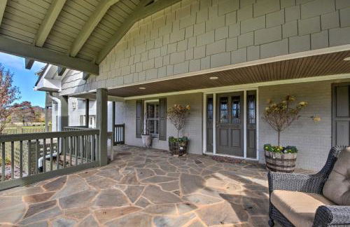 Serving Southern Charm at this Clarkesville House! - Foto 25