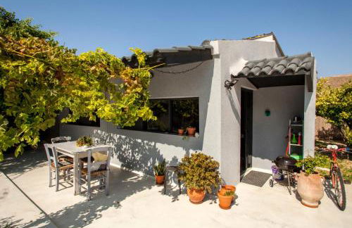 Karteros House 1300meters from the beach! - Foto 1