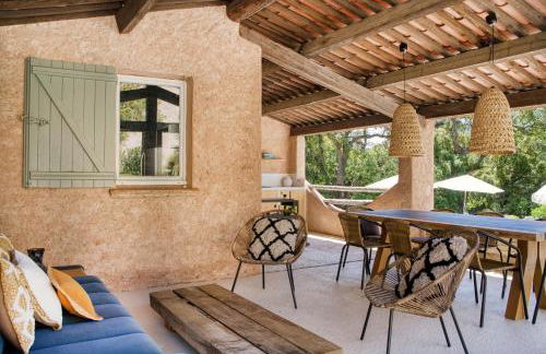 Villa Silia in the Gulf of Saint-Tropez in a natural setting - Foto 15