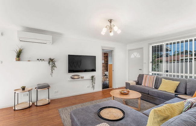 Keel Street 3-37 - Photo 9