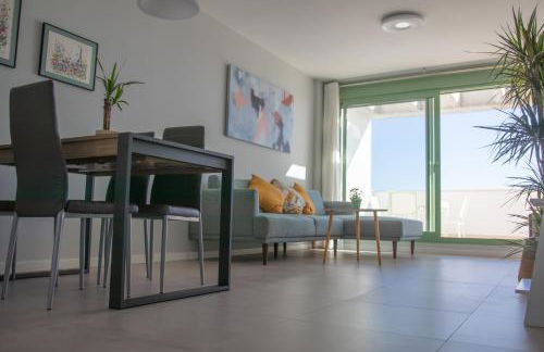 Precioso apartamento frente a la playa con piscina - Foto 20