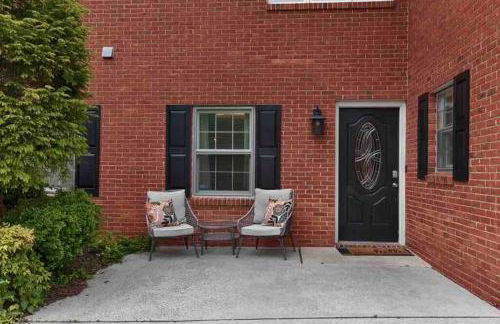 Private Suite in Upscale Neighborhood - Foto 32