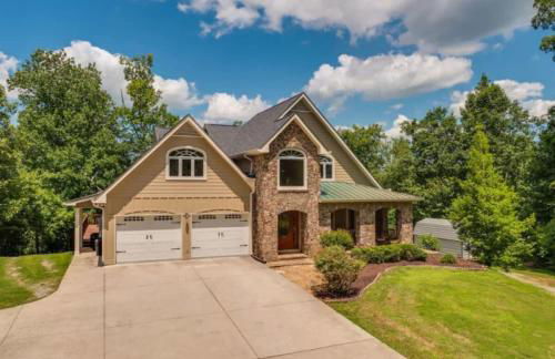 The Retreat at Wildwood - Hot Tub Theater & Deck - Foto 73