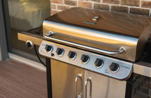 Midcentury home, private beach. large great room - Foto 9