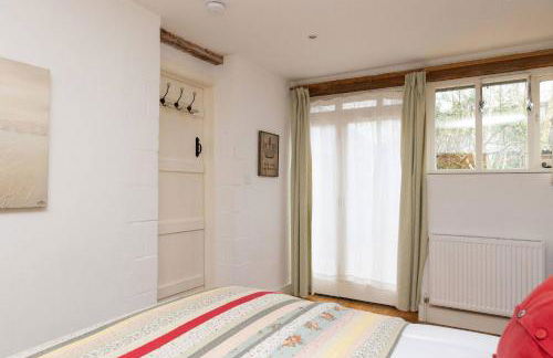 Wren Barn - Cosy 2-bed converted barn in Sidlesham - Photo 11