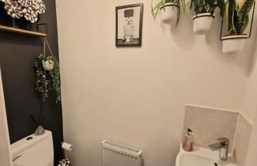 Modern, chic 3-storey town house - Photo 5