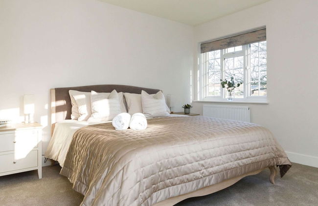 Beautiful 4-bed Close to South Downs Goodwood - Foto 19