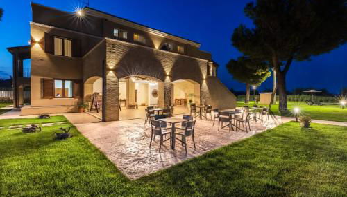 Casale Ferrantino - Photo 4, Garden view