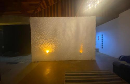 Casa de campo com muito verde e paz, 2 quartos, Wi-Fi, churrasqueira, deck, trilha - Foto 34