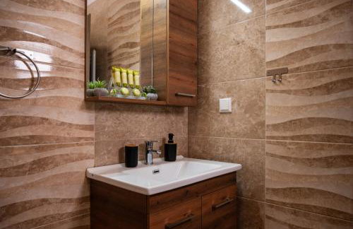 ΠΟΛΥΤΕΛΕΣ -ΜΟΝΤΕΡΝΟ ΔΙΑΜΕΡΙΣΜΑ - Foto 27