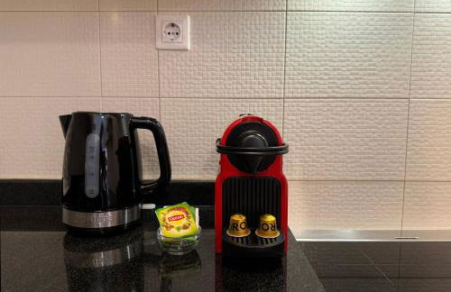 Golden Horizon Retreat, tranquil atmosphere next to the sea! - Photo 15