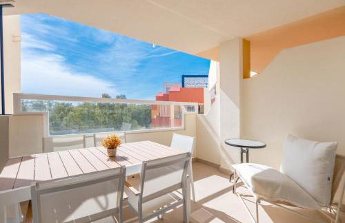 Apartamento con piscina, golf y solarium by Rent Me - Photo 28