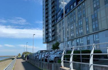 Beautiful modern sea-side apartment in the city - Foto 25