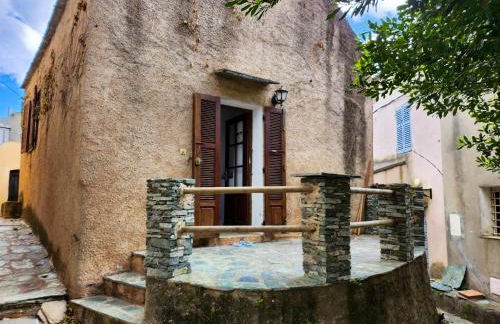 Maison confortable à Rogliano avec terrasse et jardin - Foto 3