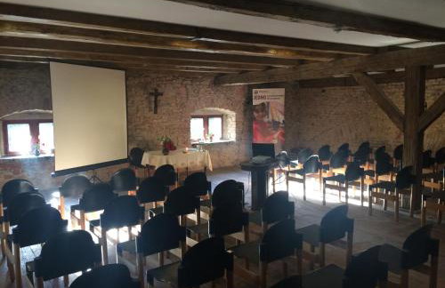 Zamek w Dzięgielowie - Foto 29