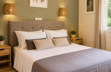 Euphoria Suites and Studios - Photo 39