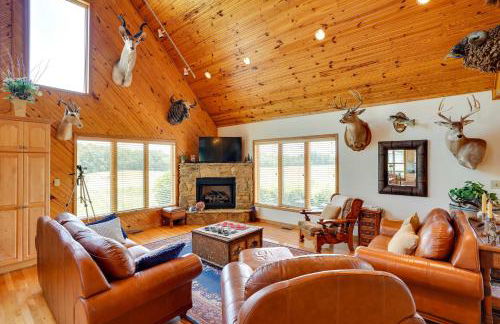 Pet-Friendly Vienna Cabin with Screened-In Porch! - Photo 4