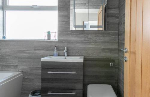 Seaside Family Bungalow for 5 people with garden and driveway parking - Foto 20