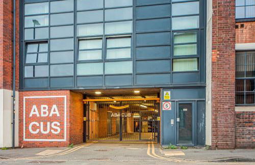 Modern City Centre 2 Bedroom flat in Birmingham - Free parking, Netflix - Foto 13