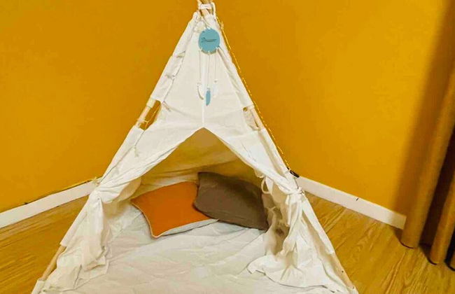 House w 3 Bedrooms And 3 Baths - Free Parking - Photo 8