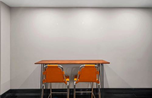 Freeman 201 by Rove Travel - 2BR Condo with Shared Amenities - Foto 7